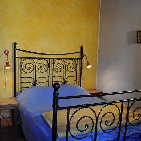 Du Grand Sourel, Sa Vue Et Son Jardin Tatil Evi Moissac-Vallee-Francaise
