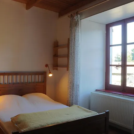Hébergement de vacances Du Grand Sourel, Sa Vue Et Son Jardin *