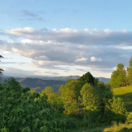 Du Grand Sourel, Sa Vue Et Son Jardin Hébergement de vacances