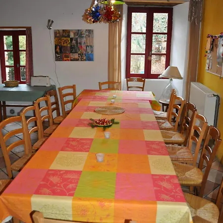 Du Grand Sourel, Sa Vue Et Son Jardin Hébergement de vacances *